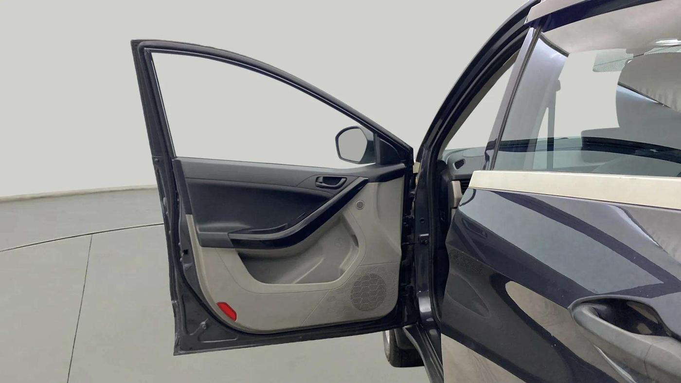 2019 Tata NEXON XM PETROL, Petrol, Manual, 62,311 km, LHS Front Door
