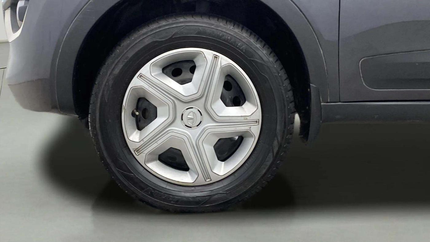 2019 Tata NEXON XM PETROL, Petrol, Manual, 62,311 km, Left Front Wheel