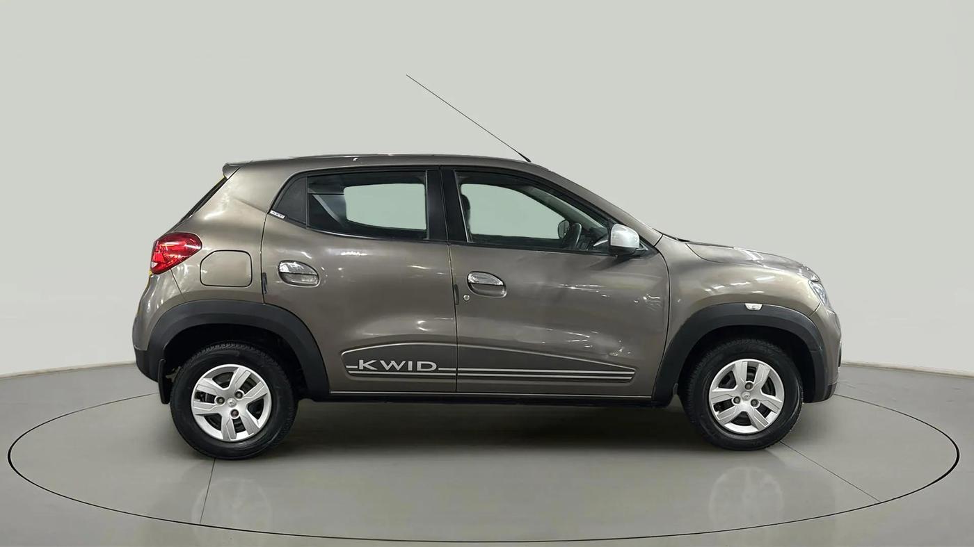 2019 Renault Kwid RXT 1.0 (O), Petrol, Manual, 36,050 km, Right Side View