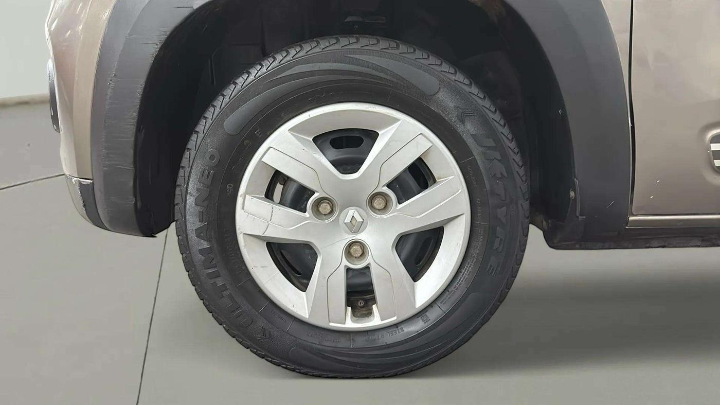 2019 Renault Kwid RXT 1.0 (O), Petrol, Manual, 36,050 km, Left Front Wheel