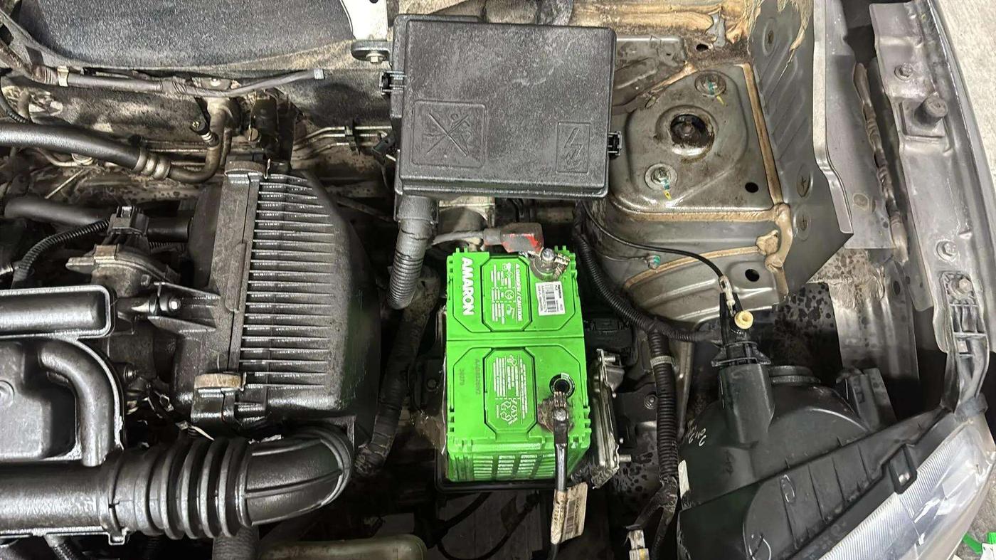 2019 Renault Kwid RXT 1.0 (O), Petrol, Manual, 36,050 km, Engine View - Left