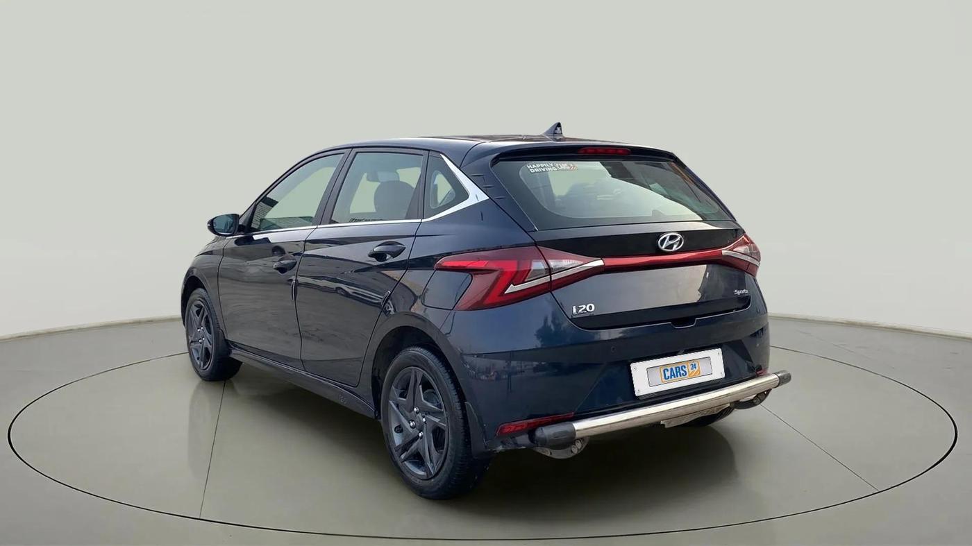 2021 Hyundai NEW I20 SPORTZ 1.2 MT, Petrol, Manual, 33,357 km, Left Back Diagonal