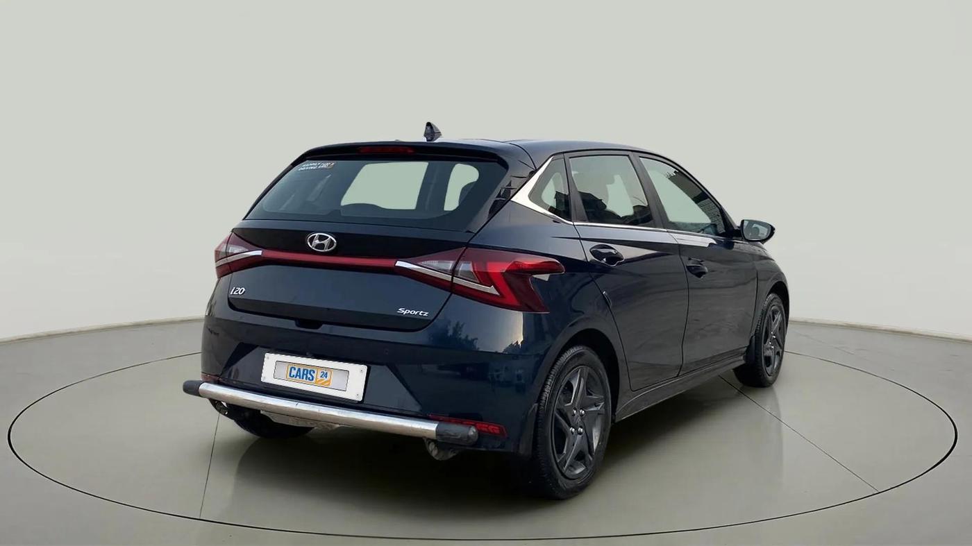 2021 Hyundai NEW I20 SPORTZ 1.2 MT, Petrol, Manual, 33,357 km, Right Back Diagonal