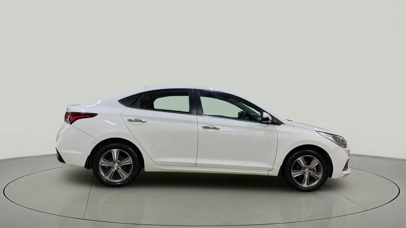 2019 Hyundai Verna 1.6 VTVT SX O, Petrol, Manual, 71,246 km, Right Side View