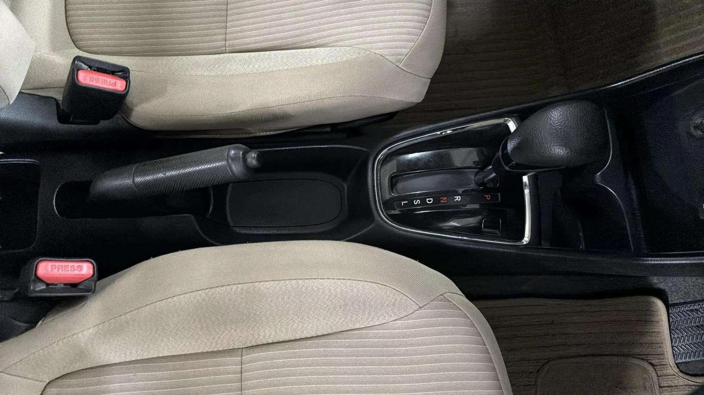 2018 Honda Amaze 1.2L I-VTEC S AT, Petrol, Automatic, 55,421 km, Gear Lever