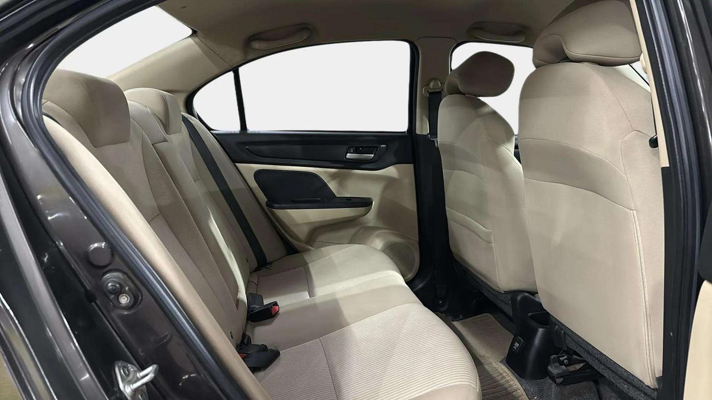 2018 Honda Amaze 1.2L I-VTEC S AT, Petrol, Automatic, 55,421 km, Right Side Rear Door Cabin