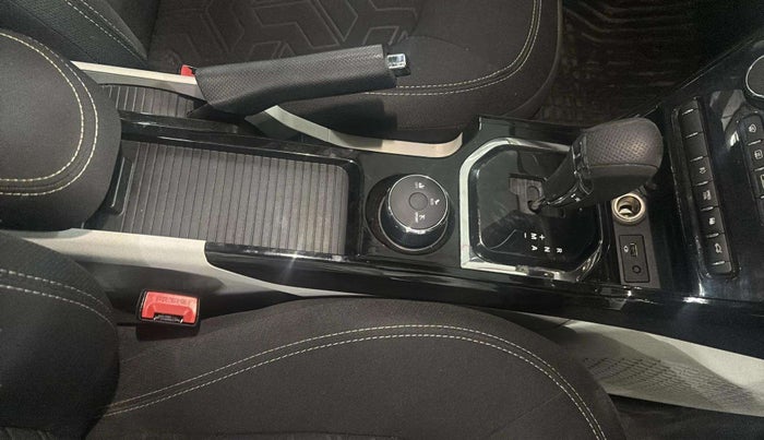 2021 Tata NEXON XZA PLUS SUNROOF PETROL, Petrol, Automatic, 8,863 km, Gear Lever