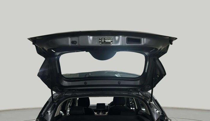 2021 Tata NEXON XZA PLUS SUNROOF PETROL, Petrol, Automatic, 8,863 km, Boot Door Open