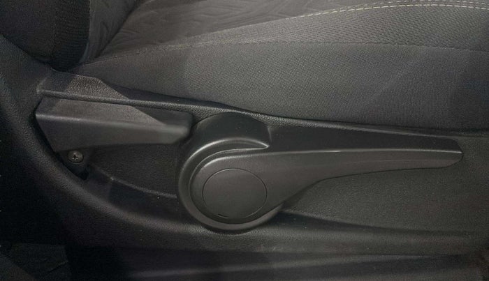 2021 Tata NEXON XZA PLUS SUNROOF PETROL, Petrol, Automatic, 8,863 km, Driver Side Adjustment Panel