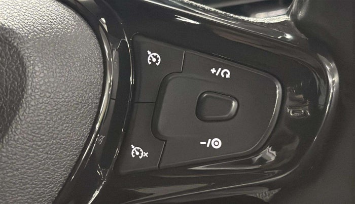 2021 Tata NEXON XZA PLUS SUNROOF PETROL, Petrol, Automatic, 8,863 km, Adaptive Cruise Control