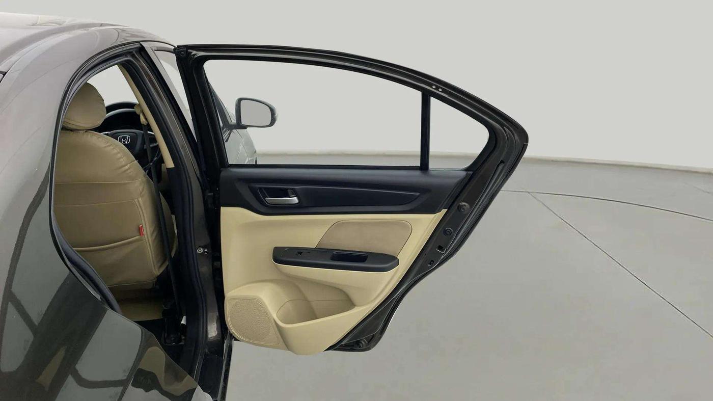 2023 Honda Amaze 1.2L I-VTEC VX CVT, Petrol, Automatic, 19,912 km, RHS Rear Door