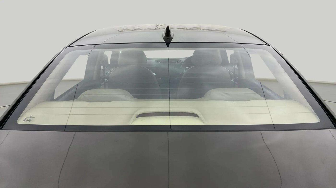 2023 Honda Amaze 1.2L I-VTEC VX CVT, Petrol, Automatic, 19,912 km, Rear Windshield