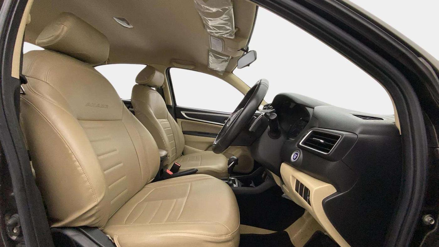 2023 Honda Amaze 1.2L I-VTEC VX CVT, Petrol, Automatic, 19,912 km, Right Side Front Door Cabin