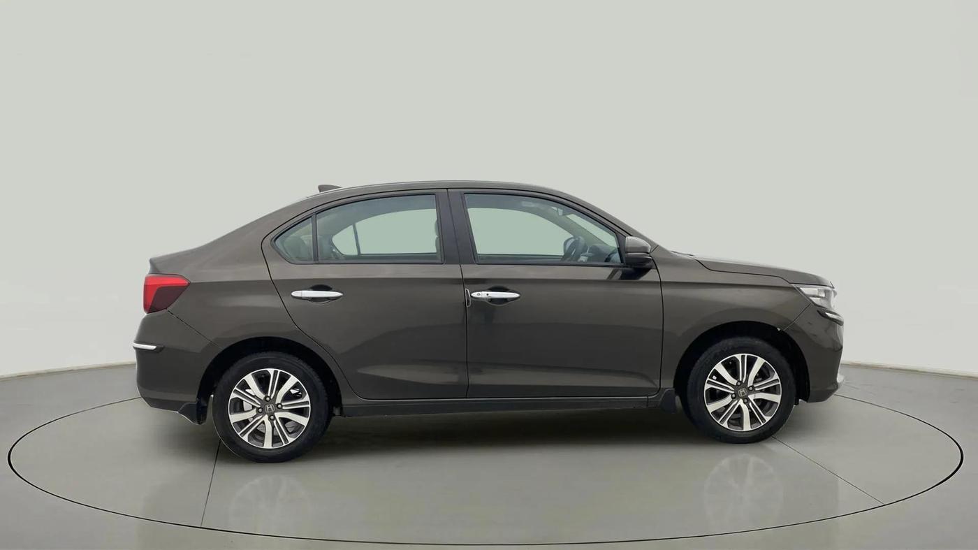 2023 Honda Amaze 1.2L I-VTEC VX CVT, Petrol, Automatic, 19,912 km, Right Side View
