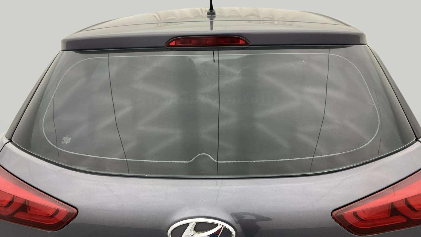 2017 Hyundai Elite i20 MAGNA EXECUTIVE 1.2, Petrol, Manual, 73,258 km, Rear Windshield