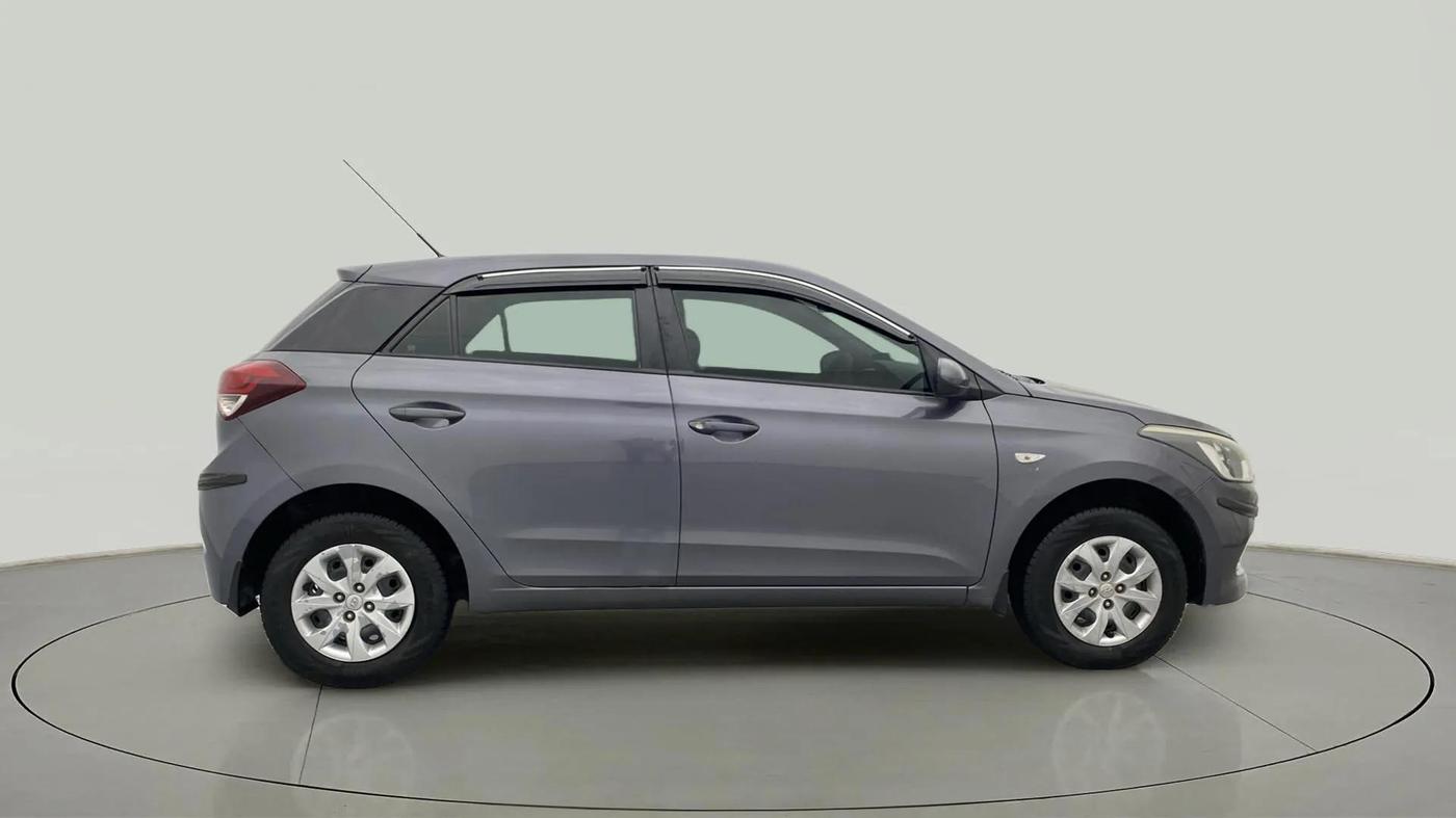 2017 Hyundai Elite i20 MAGNA EXECUTIVE 1.2, Petrol, Manual, 73,258 km, Right Side View