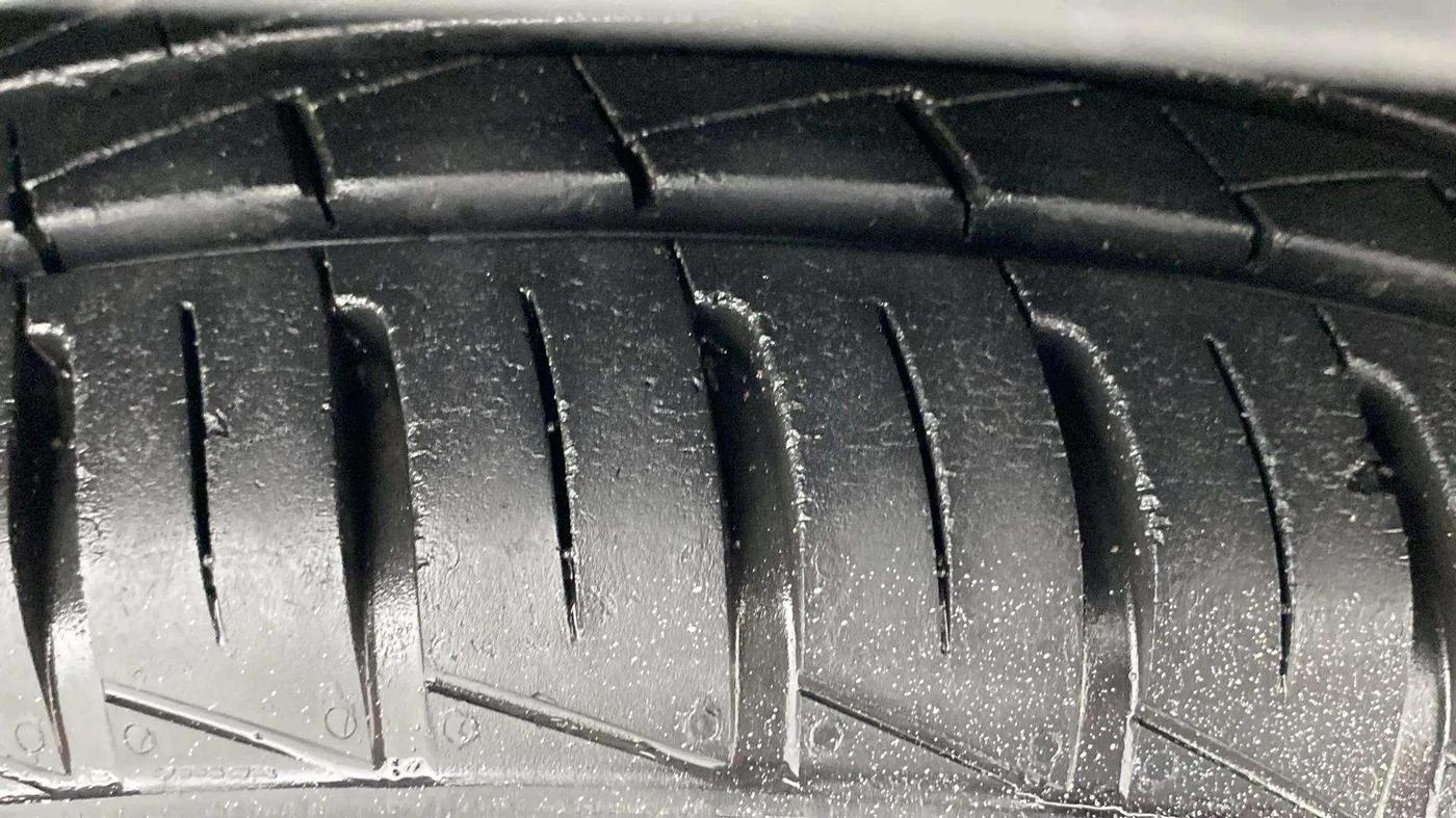 2020 Renault Kwid RXL, Petrol, Manual, 13,146 km, Right Front Tyre Tread