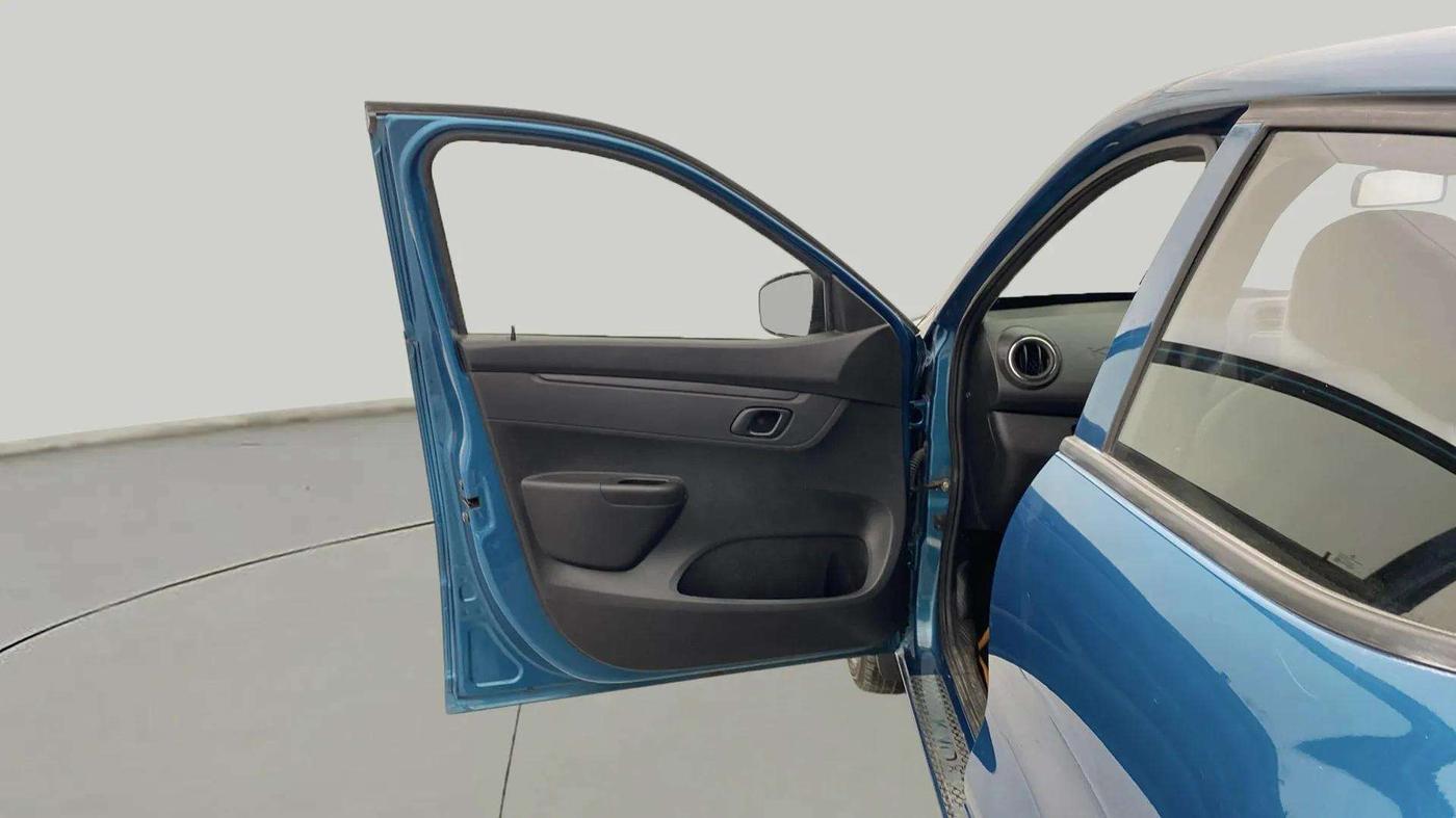 2020 Renault Kwid RXL, Petrol, Manual, 13,146 km, LHS Front Door