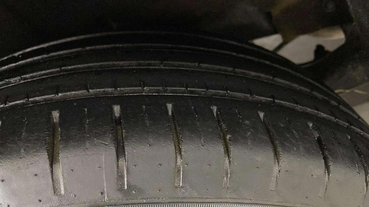 2019 Maruti Baleno ALPHA PETROL 1.2, Petrol, Manual, 37,630 km, Right Rear Tyre Tread