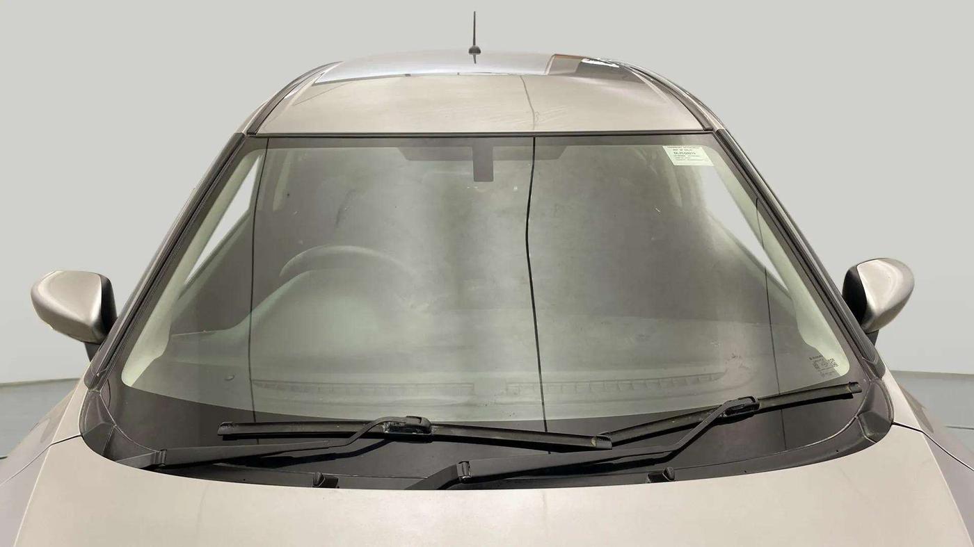 2019 Maruti Baleno ALPHA PETROL 1.2, Petrol, Manual, 37,630 km, Front Windshield