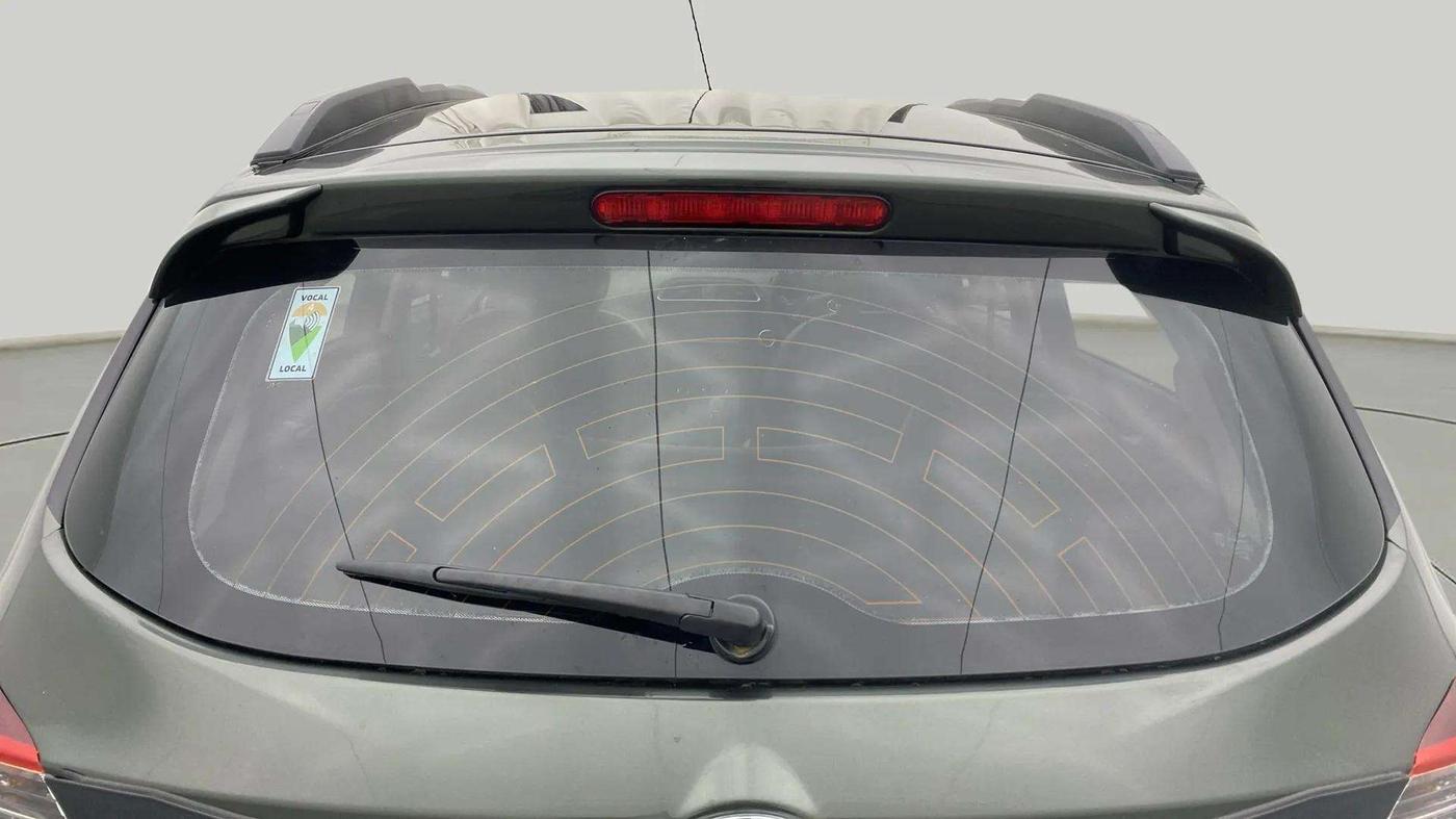 2022 Tata TIAGO NRG XZ AMT, Petrol, Automatic, 29,514 km, Rear Windshield