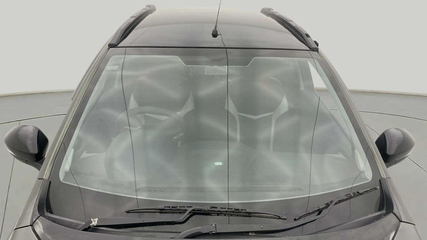 2022 Tata TIAGO NRG XZ AMT, Petrol, Automatic, 29,514 km, Front Windshield