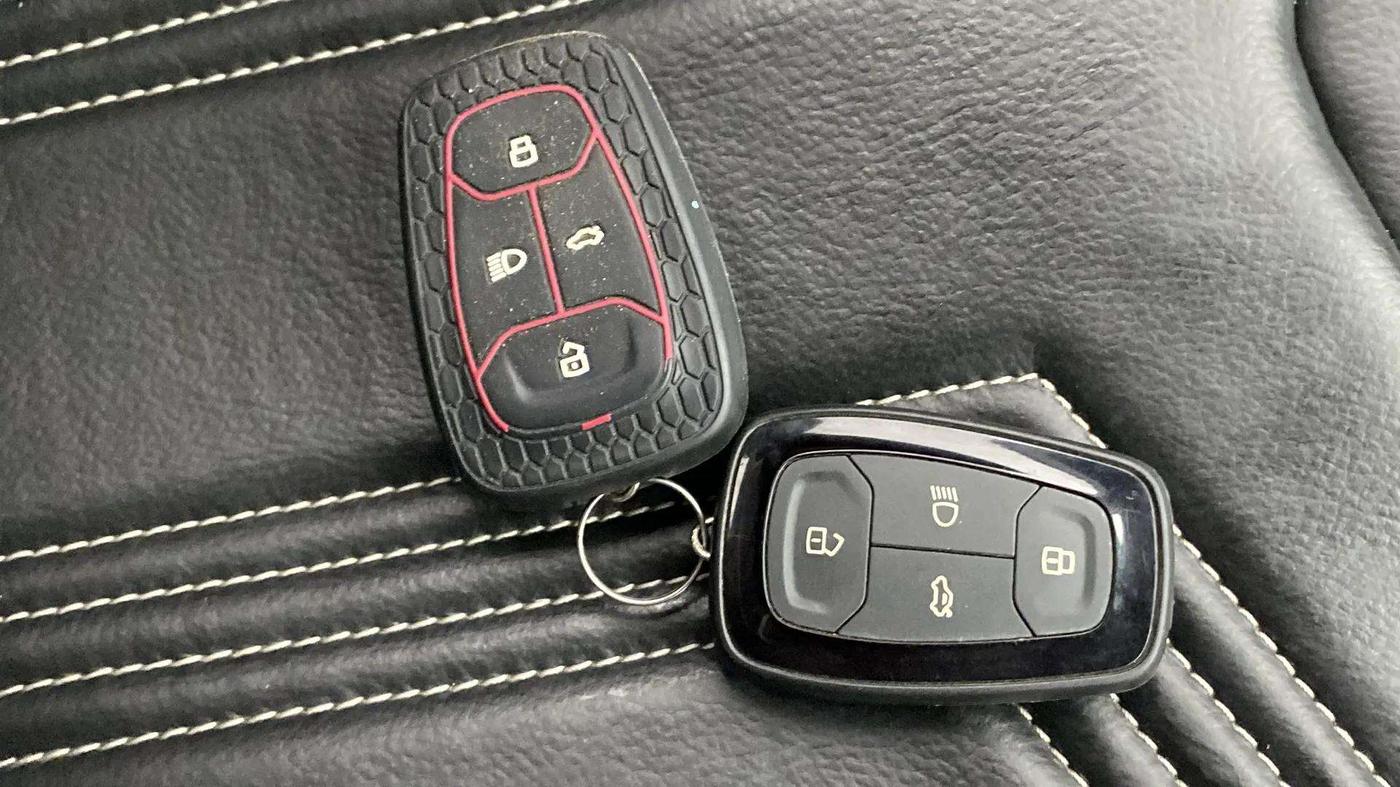 2022 Tata TIAGO NRG XZ AMT, Petrol, Automatic, 29,514 km, Key Close Up