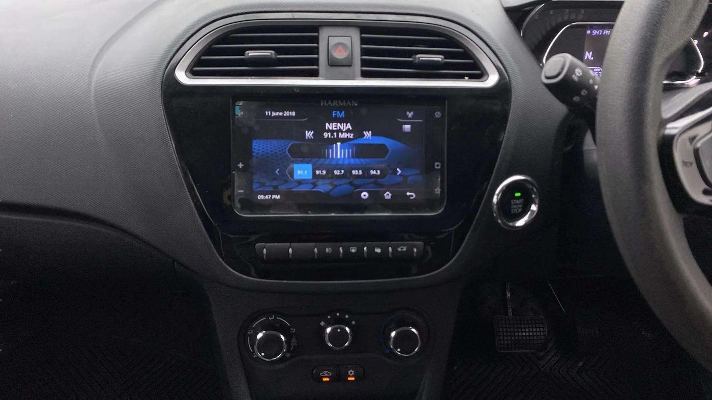 2022 Tata TIAGO NRG XZ AMT, Petrol, Automatic, 29,514 km, Air Conditioner