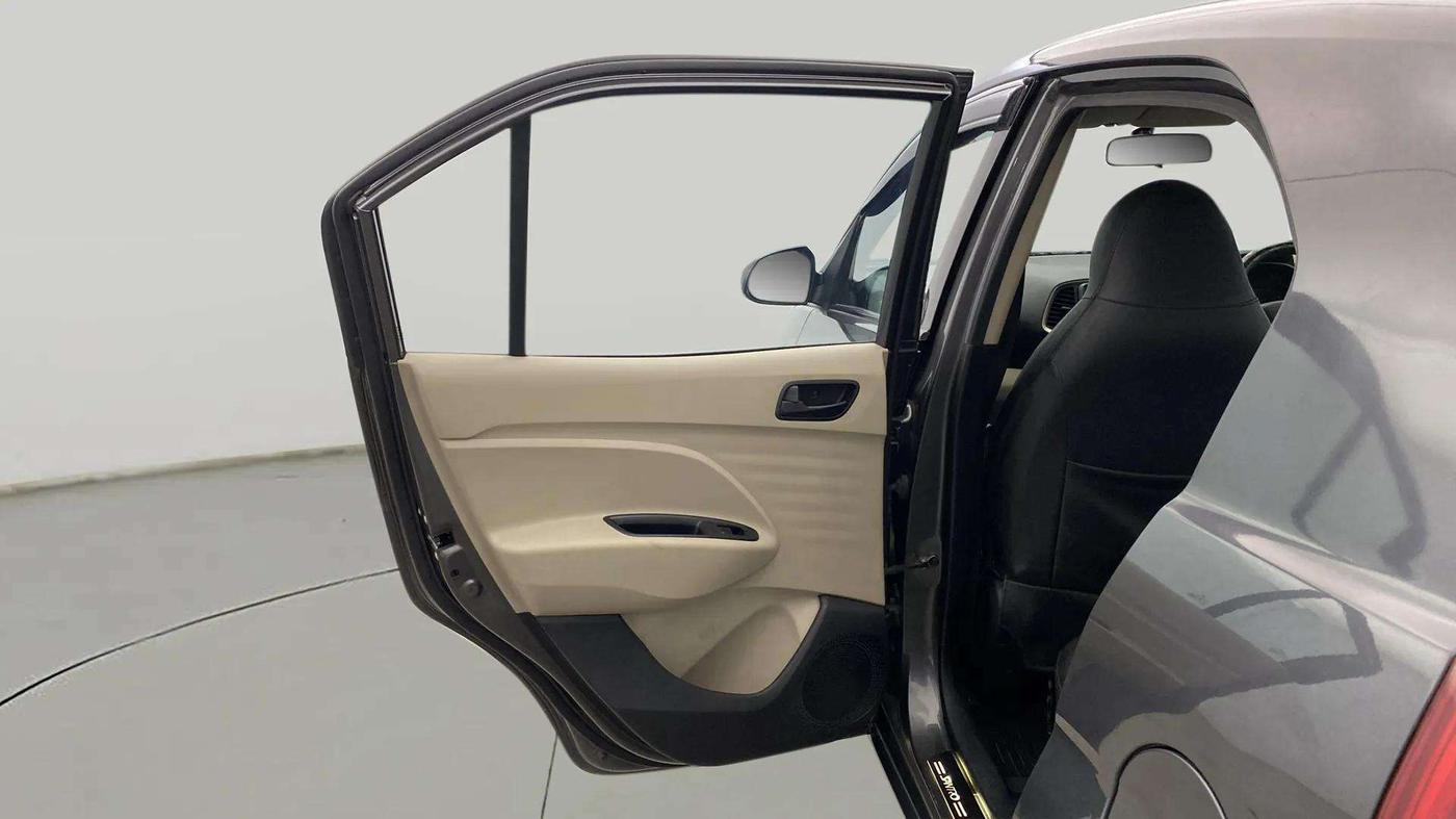 2020 Hyundai NEW SANTRO SPORTZ CNG, CNG, Manual, 87,558 km, LHS Rear Door
