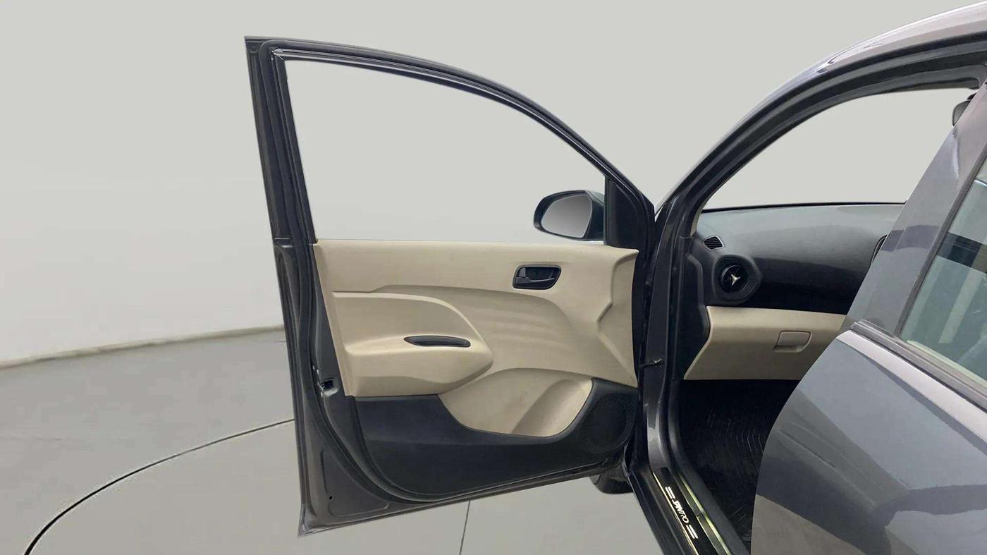 2020 Hyundai NEW SANTRO SPORTZ CNG, CNG, Manual, 87,558 km, LHS Front Door