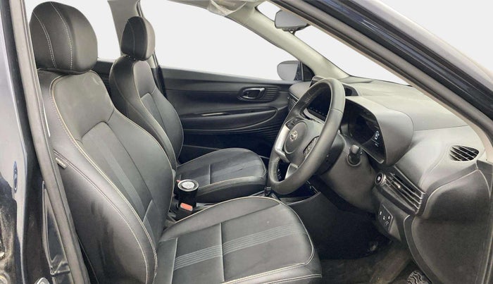 2022 Hyundai NEW I20 ASTA (O) 1.0 TURBO GDI DCT, Petrol, Automatic, 17,810 km, Right Side Front Door Cabin