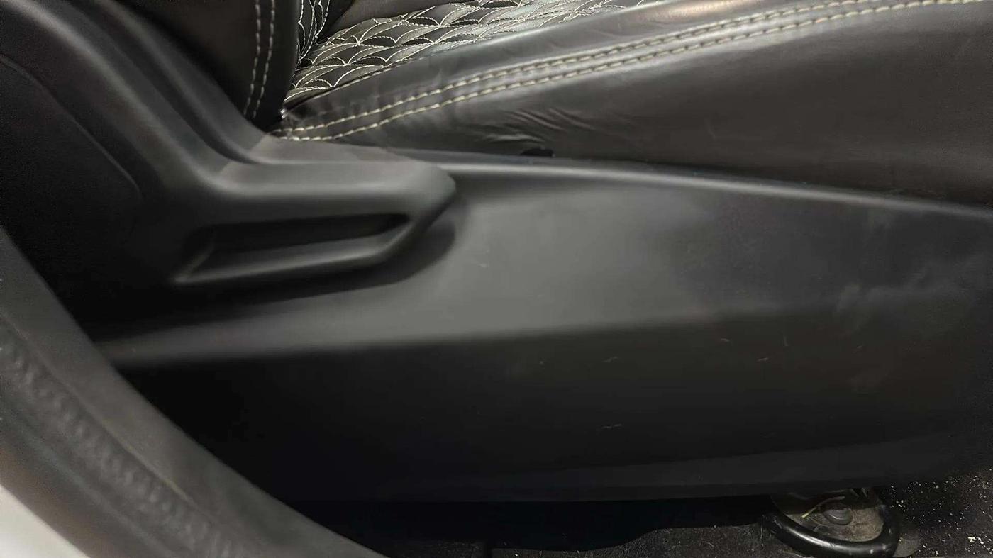 2024 Tata NEXON PURE SUNROOF 1.2 PETROL, Petrol, Manual, 3,828 km, Driver Side Adjustment Panel