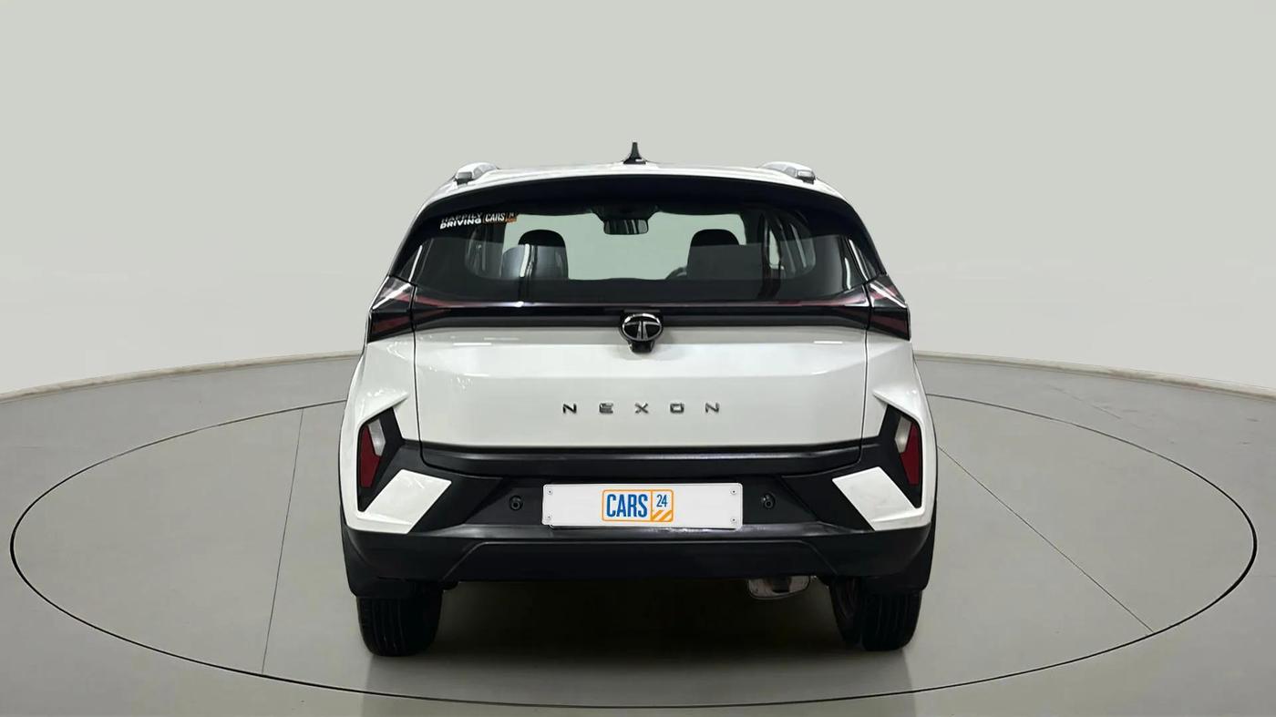 2024 Tata NEXON PURE SUNROOF 1.2 PETROL, Petrol, Manual, 3,828 km, Back/Rear