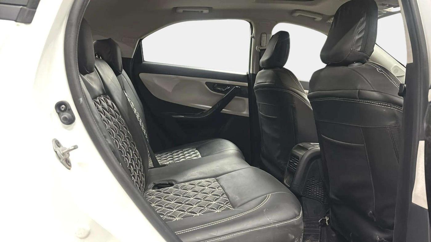 2024 Tata NEXON PURE SUNROOF 1.2 PETROL, Petrol, Manual, 3,828 km, Right Side Rear Door Cabin