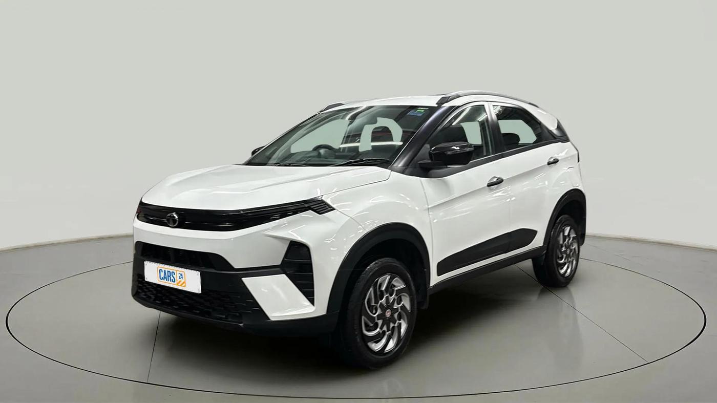 2024 Tata NEXON PURE SUNROOF 1.2 PETROL, Petrol, Manual, 3,828 km, Left Front Diagonal
