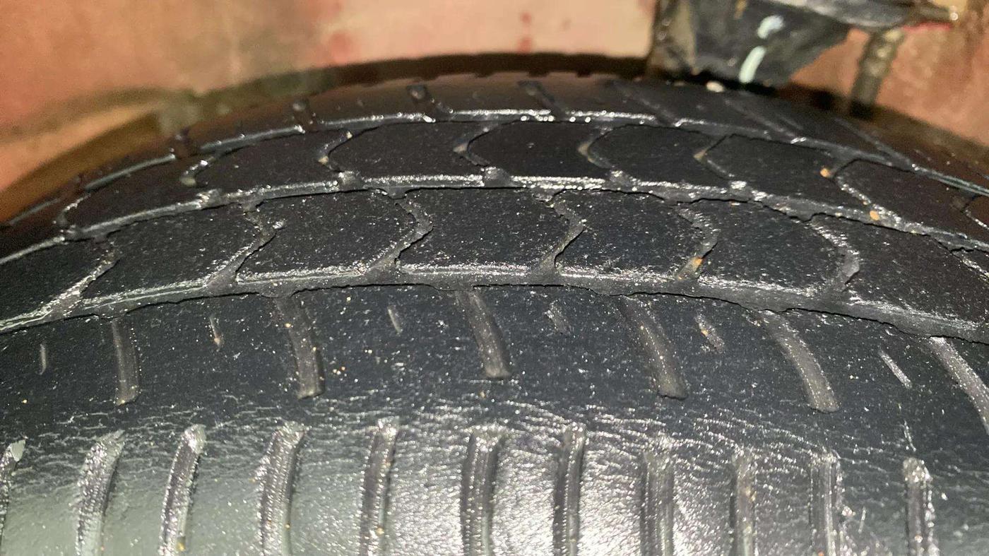 2013 Maruti Alto K10 VXI, Petrol, Manual, 46,191 km, Left Front Tyre Tread