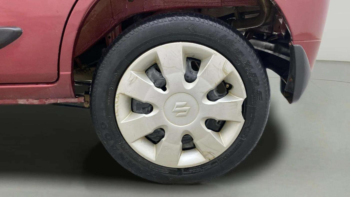 2013 Maruti Alto K10 VXI, Petrol, Manual, 46,191 km, Left Rear Wheel