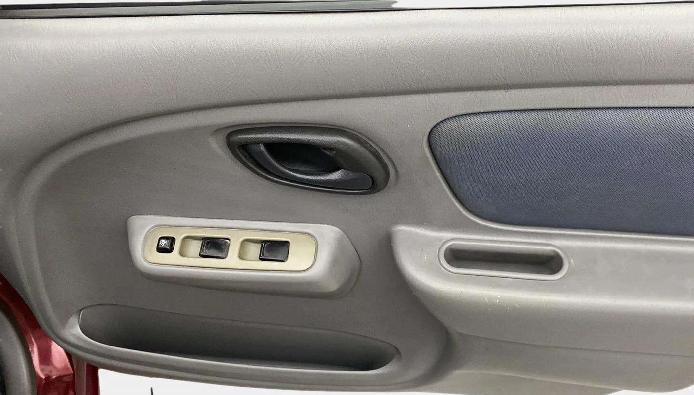 2013 Maruti Alto K10 VXI, Petrol, Manual, 46,191 km, Driver Side Door Panels Control
