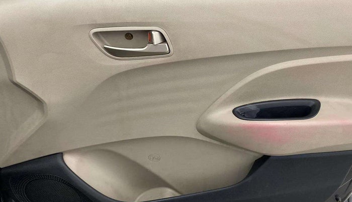 2019 Hyundai NEW SANTRO SPORTZ MT, Petrol, Manual, 49,835 km, Driver Side Door Panels Control