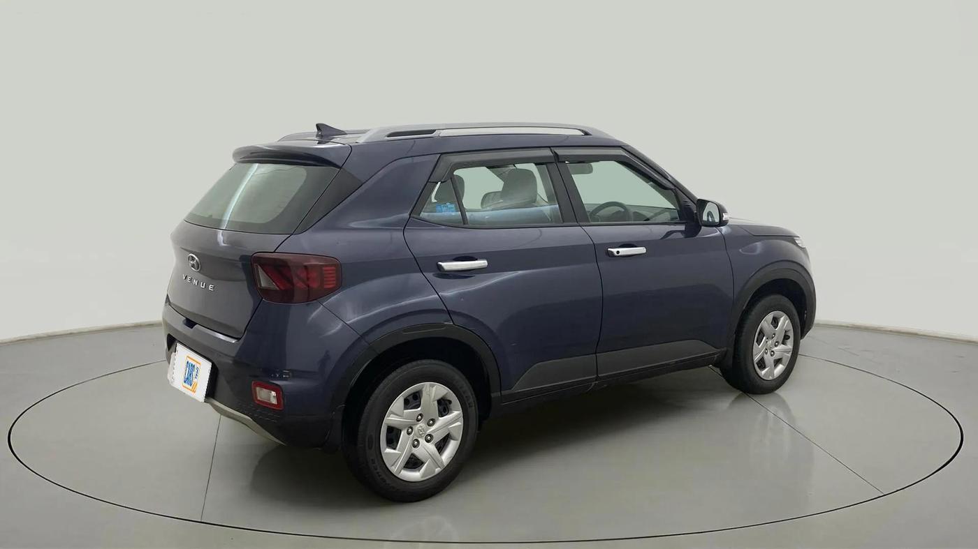 2022 Hyundai VENUE S Plus 1.2 Petrol MT, Petrol, Manual, 45,442 km, Right Back Diagonal