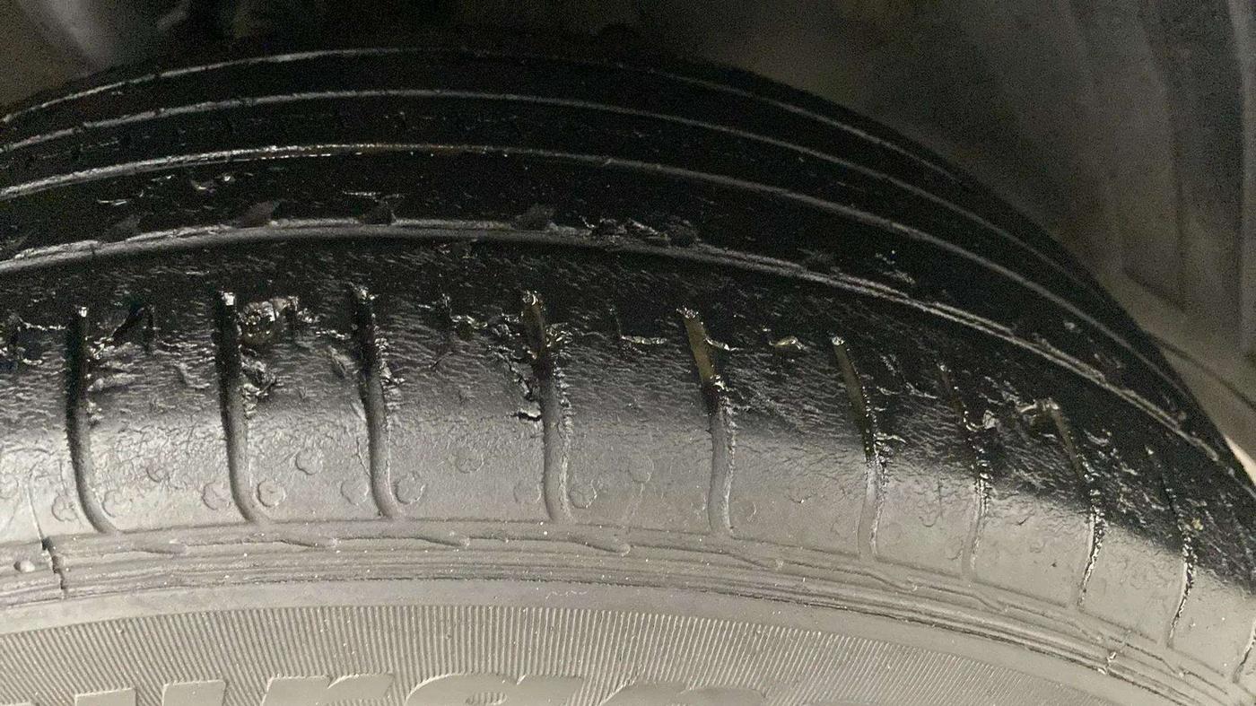 2022 Hyundai VENUE S Plus 1.2 Petrol MT, Petrol, Manual, 45,442 km, Right Front Tyre Tread