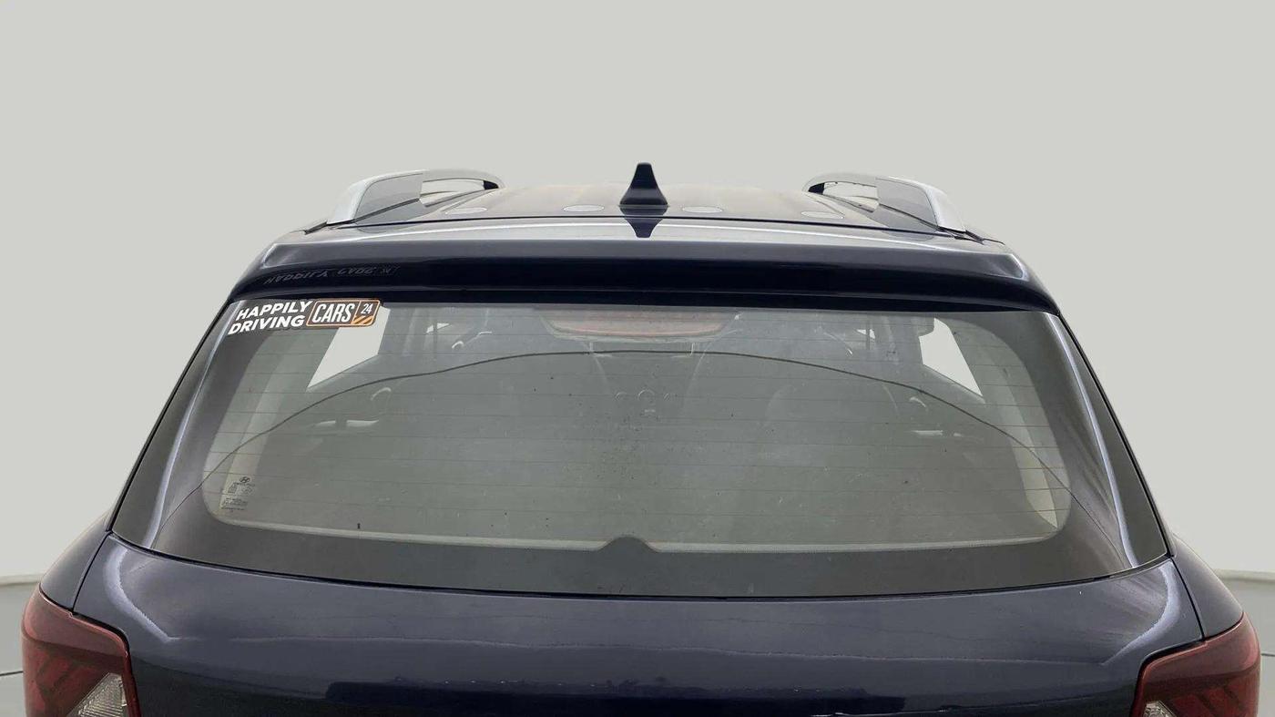 2022 Hyundai VENUE S Plus 1.2 Petrol MT, Petrol, Manual, 45,442 km, Rear Windshield