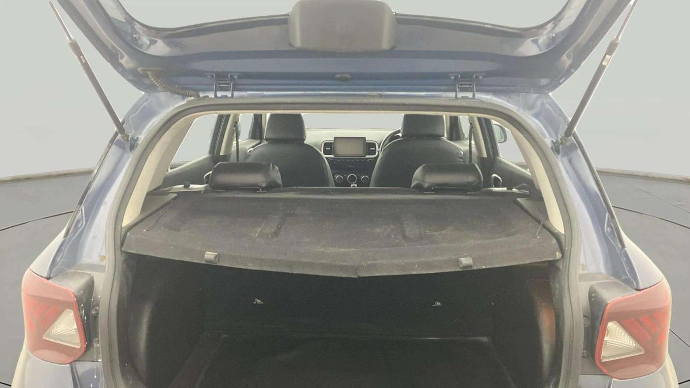 2022 Hyundai VENUE S Plus 1.2 Petrol MT, Petrol, Manual, 45,442 km, Boot Inside