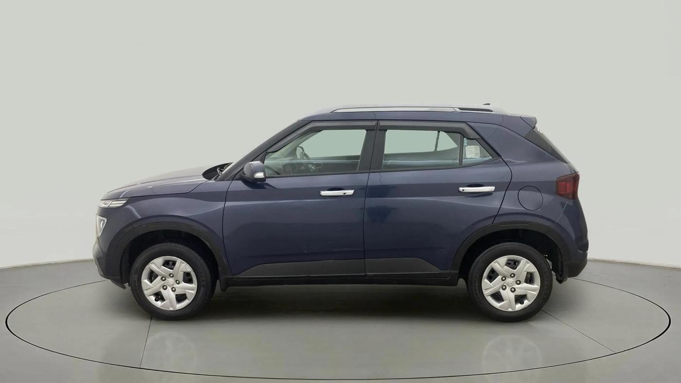 2022 Hyundai VENUE S Plus 1.2 Petrol MT, Petrol, Manual, 45,442 km, Left Side