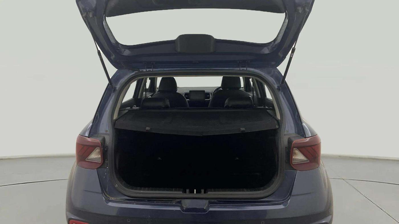 2022 Hyundai VENUE S Plus 1.2 Petrol MT, Petrol, Manual, 45,442 km, Boot Door Open