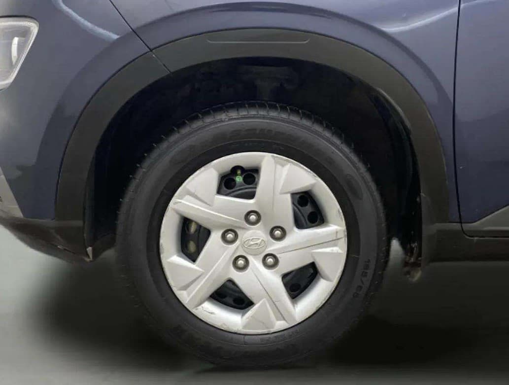 2022 Hyundai VENUE S Plus 1.2 Petrol MT, Petrol, Manual, 45,442 km, Left Front Wheel