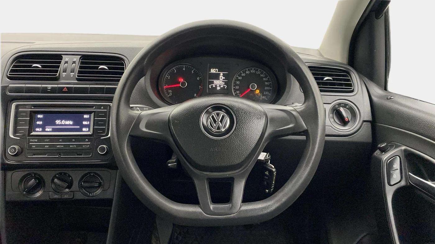 2017 Volkswagen Polo COMFORTLINE 1.2L, Petrol, Manual, 94,000 km, Steering Wheel Close Up