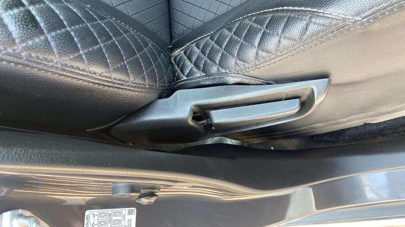 2023 Maruti S PRESSO VXI PLUS (O) AMT, Petrol, Automatic, 26,059 km, Driver Side Adjustment Panel