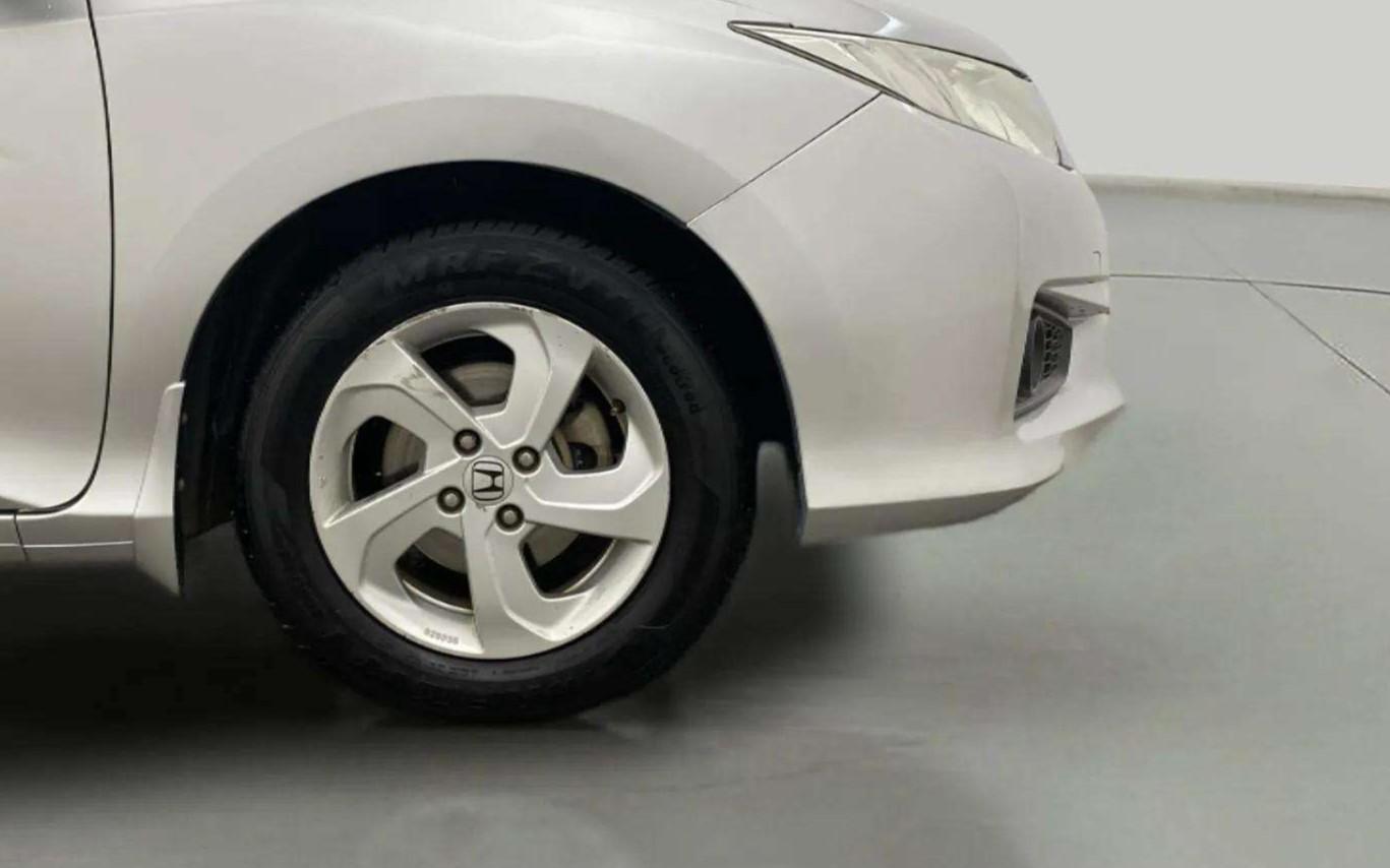 2016 Honda City 1.5L I-VTEC V MT, CNG, Manual, 65,424 km, Right Front Wheel
