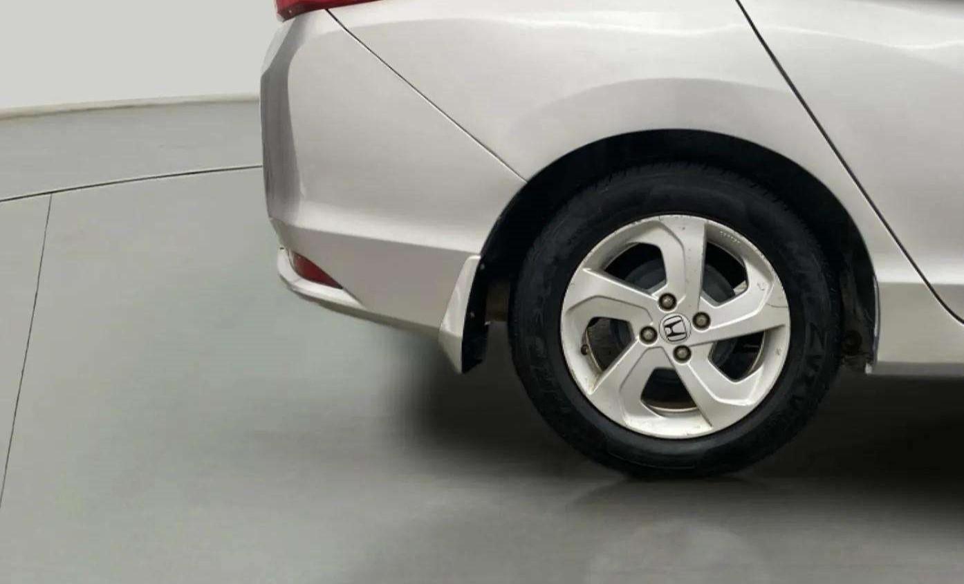 2016 Honda City 1.5L I-VTEC V MT, CNG, Manual, 65,424 km, Right Rear Wheel